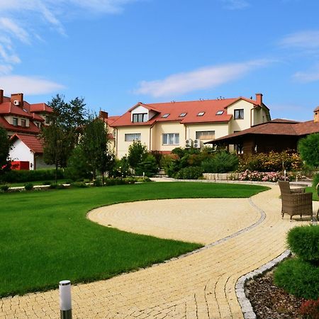 Hotel Panorama Ostrowiec Swietokrzyski Bagian luar foto