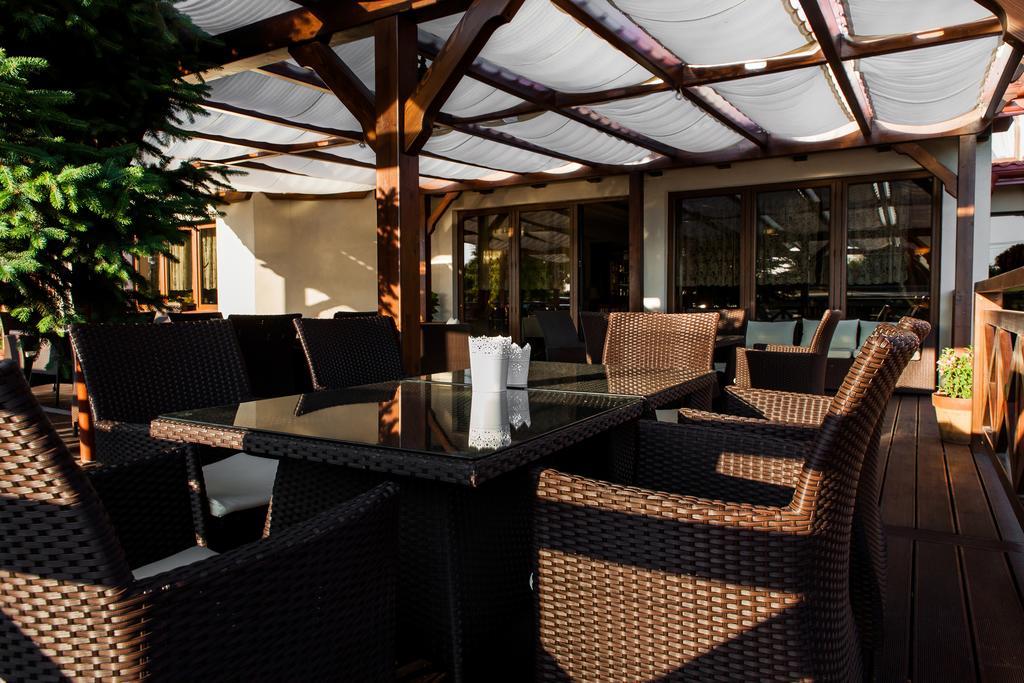Hotel Panorama Ostrowiec Swietokrzyski Bagian luar foto