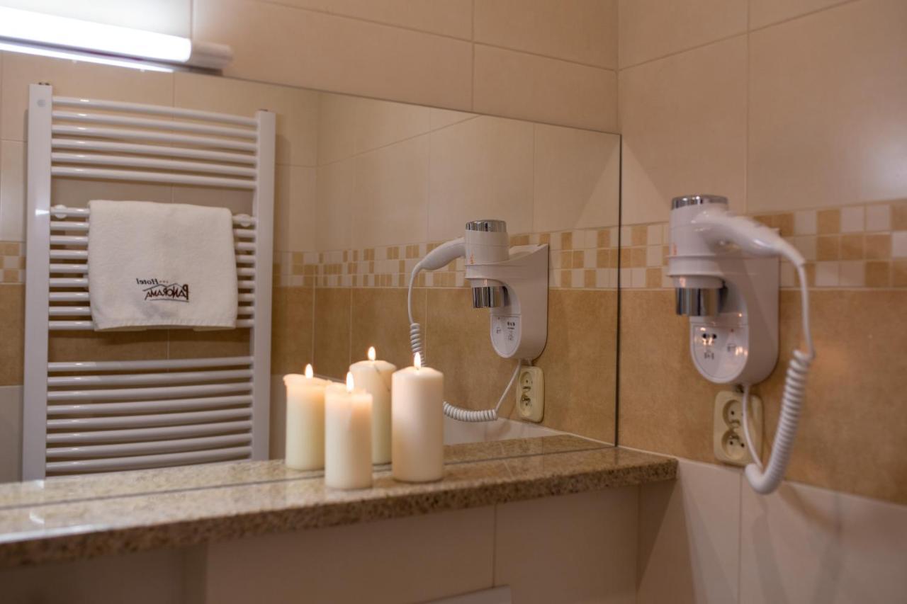 Hotel Panorama Ostrowiec Swietokrzyski Bagian luar foto